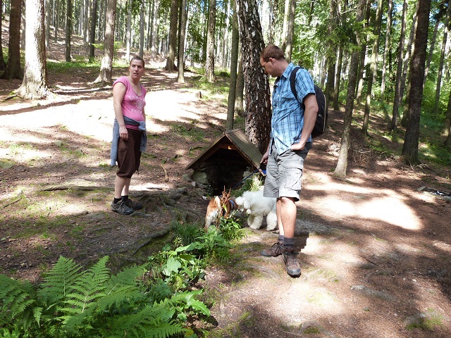 1. studánka - první zastávka.