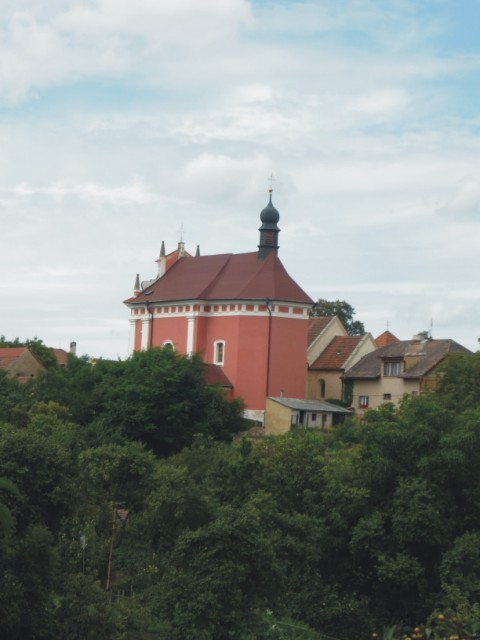 17. zámek Tetín.